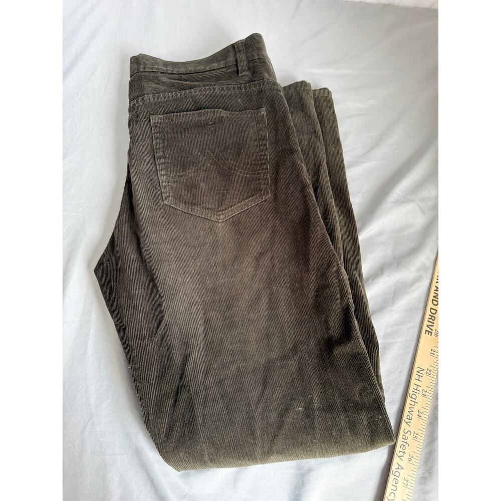 Brooks Brothers Men's size 34/32 Dark Olive Green Corduroys
